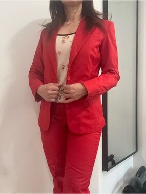 Classic Red Women's Tailored Blazer - Brand Unspecified